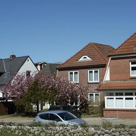 Отель Suedstrand Amrum 3*