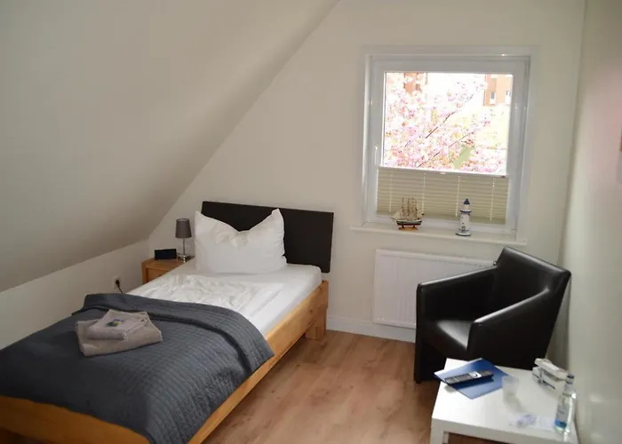 Hotel Suedstrand Amrum 3*